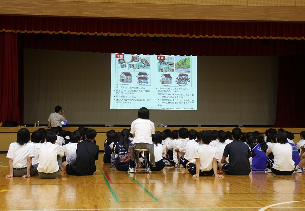 060918 高１防災訓練 (8).JPG